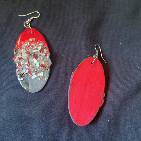 Earrings - Picture 3 of 4